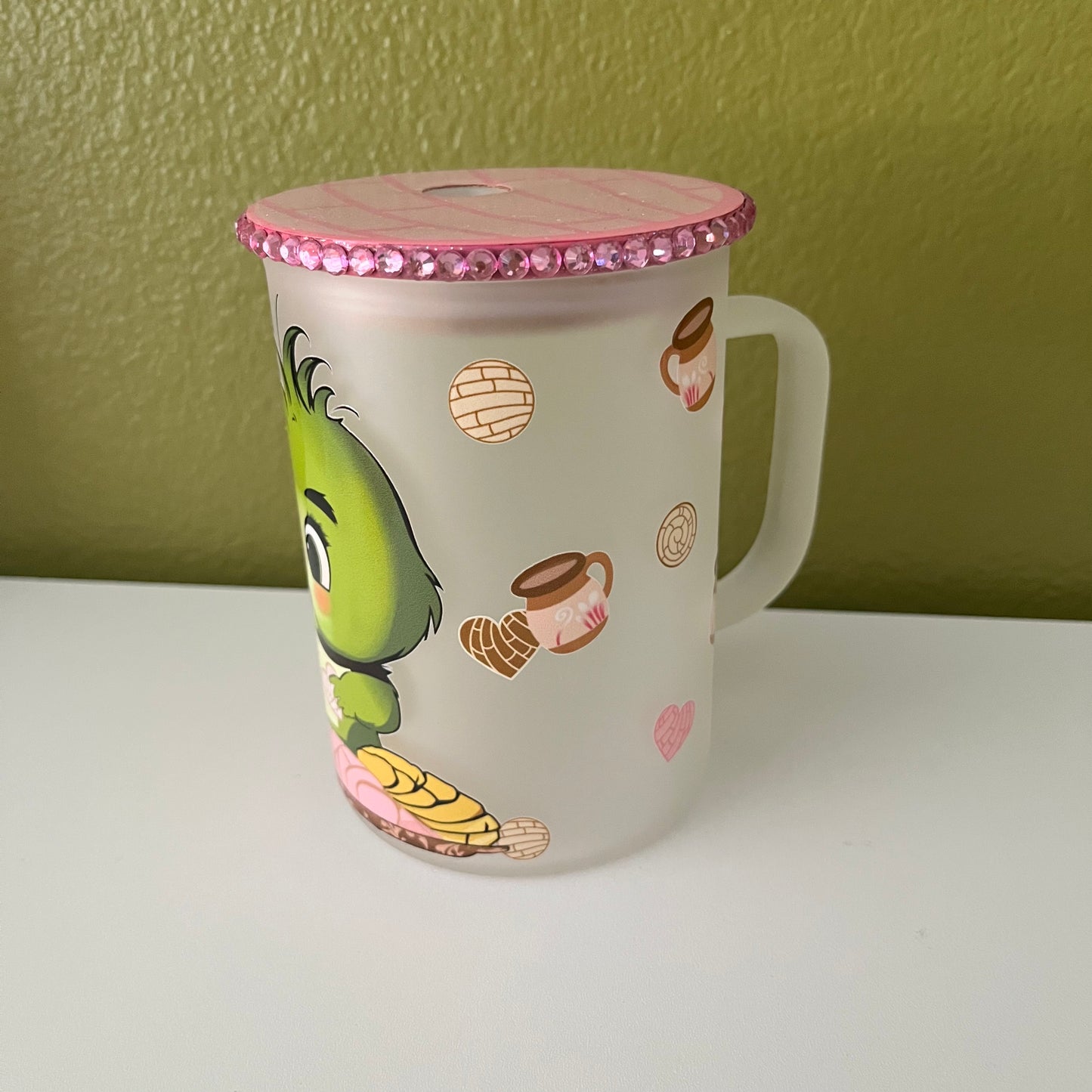 Grinchy Conchas Frosted Mug