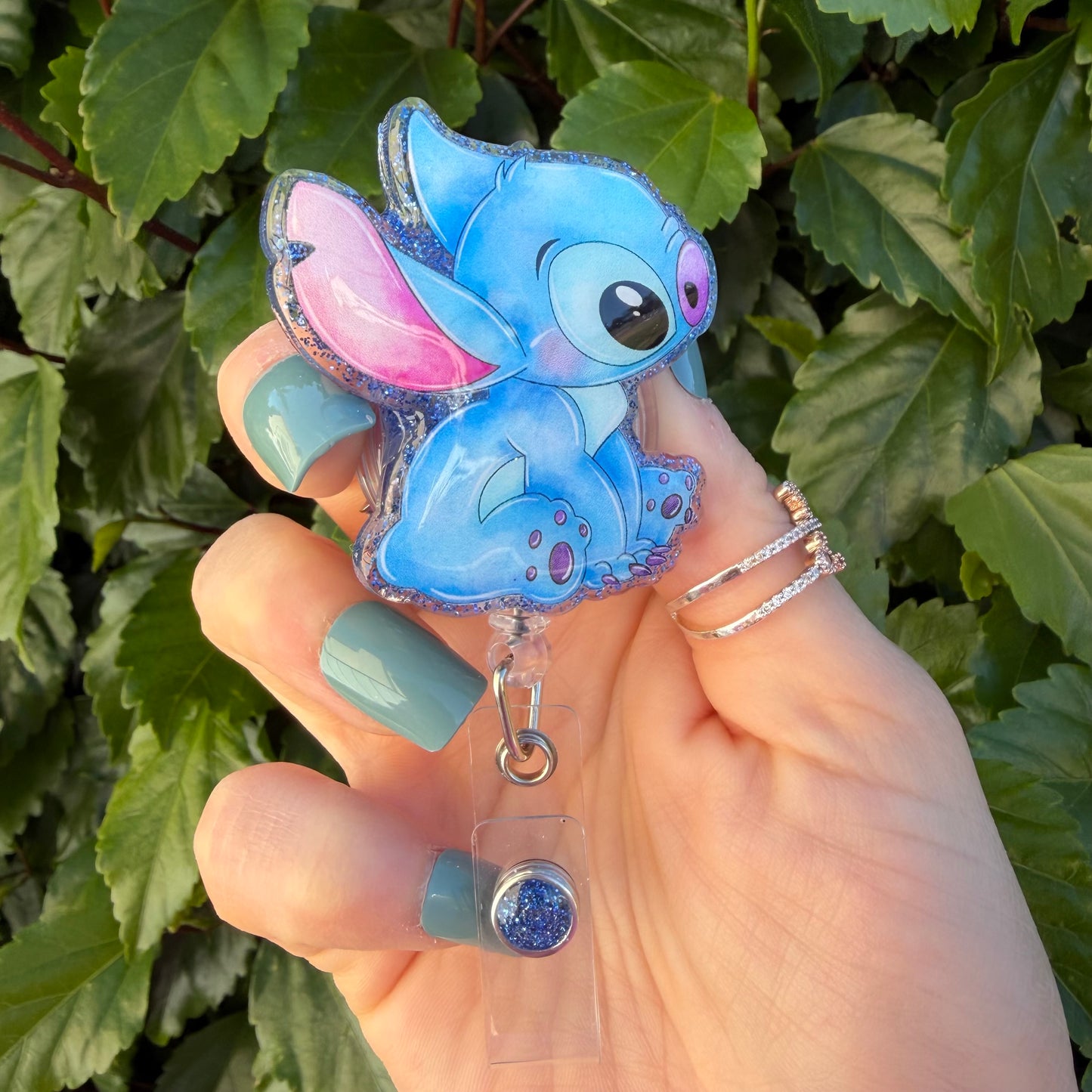 Sitting Blue Alien Cutie Badge Reel