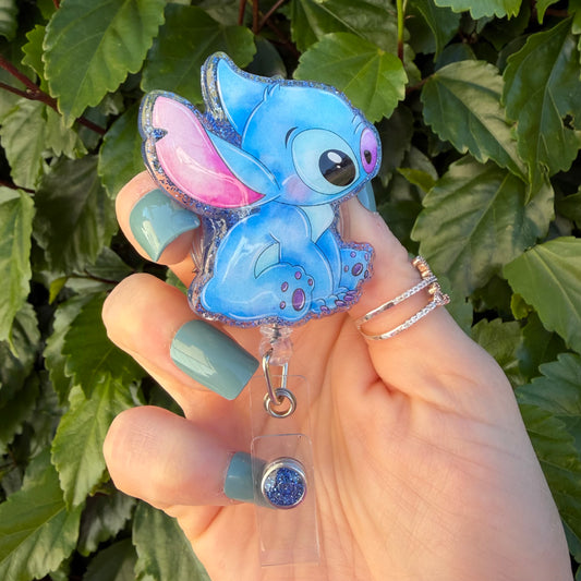 Sitting Blue Alien Cutie Badge Reel