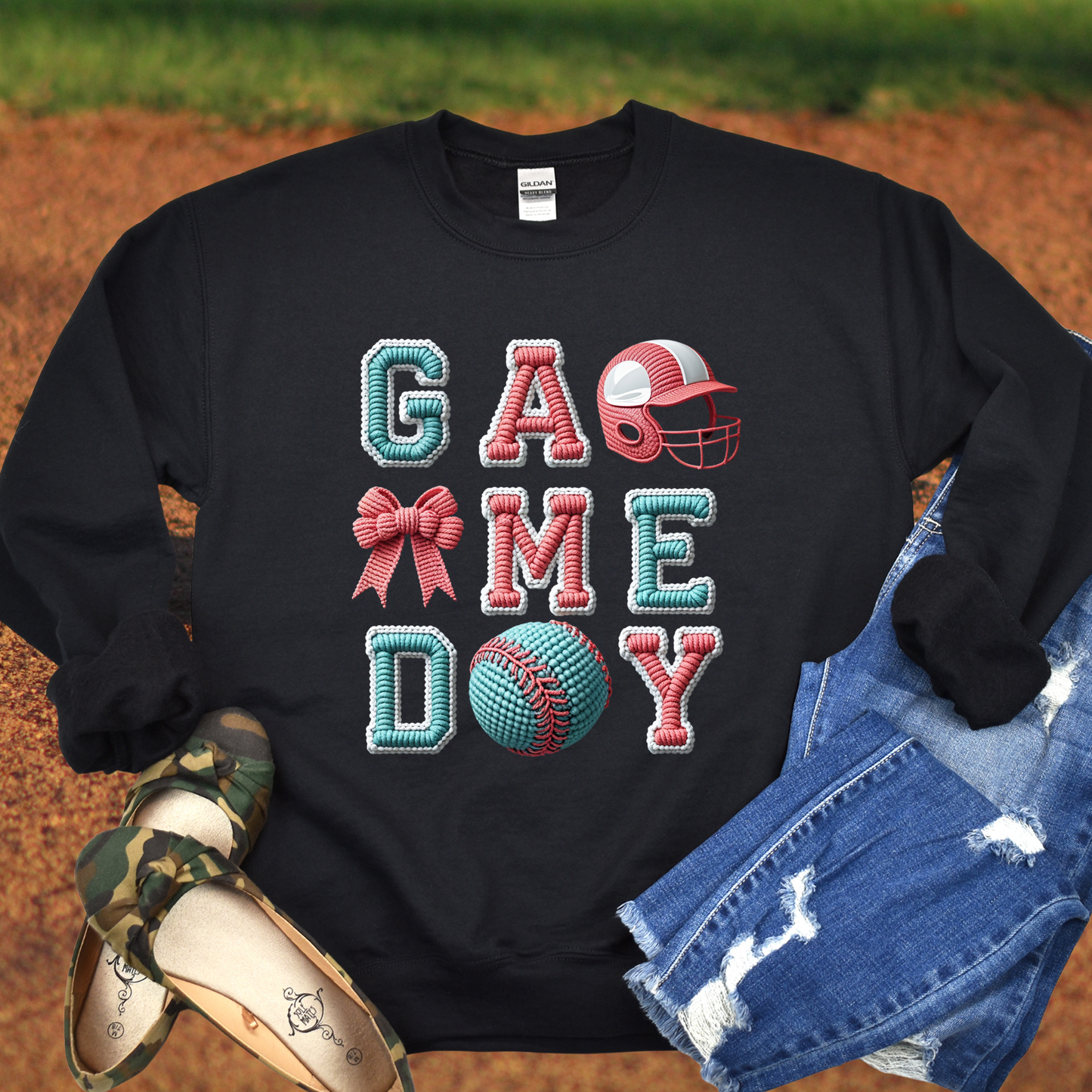 Game Day Teal & Pink Yarn Effect
