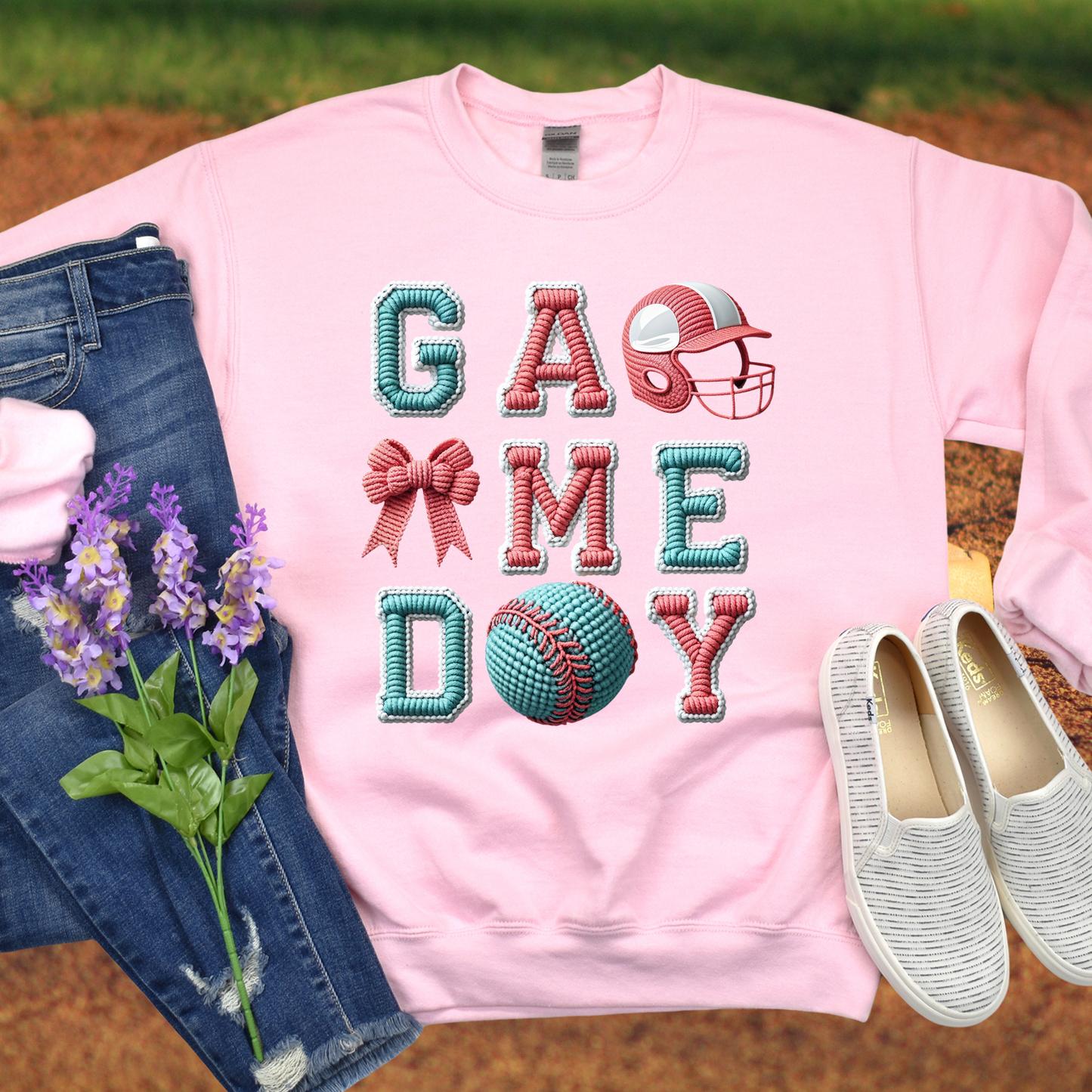 Game Day Teal & Pink Yarn Effect